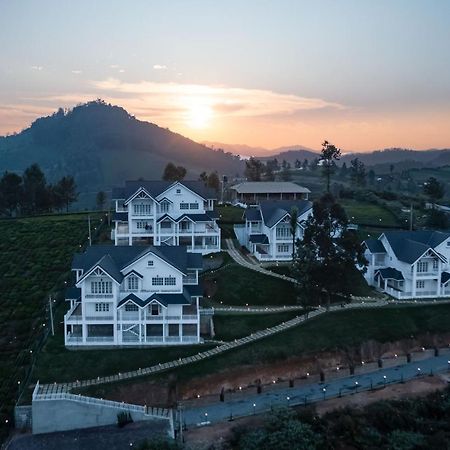 Petals Nilgiris Hotel Ooty Exterior foto