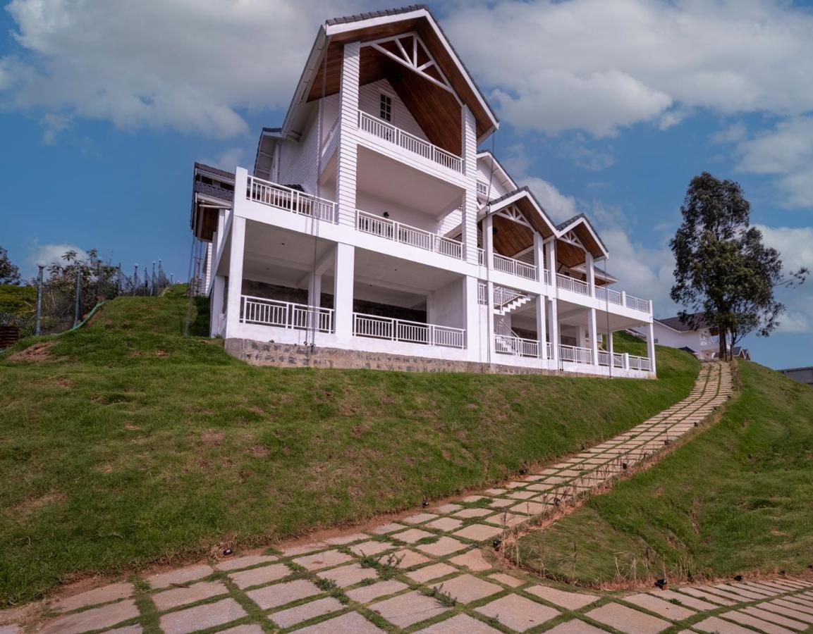 Petals Nilgiris Hotel Ooty Exterior foto