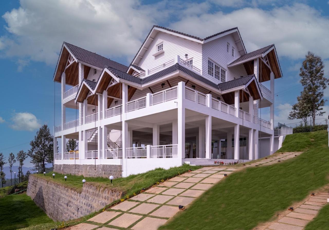 Petals Nilgiris Hotel Ooty Exterior foto